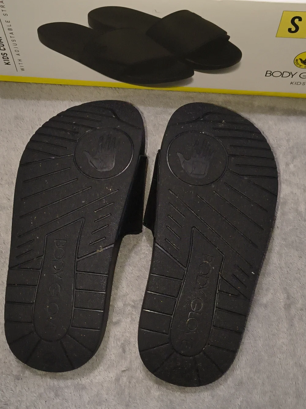 Body Glove Kids' Black Comfort Slide with Adjustable Strap